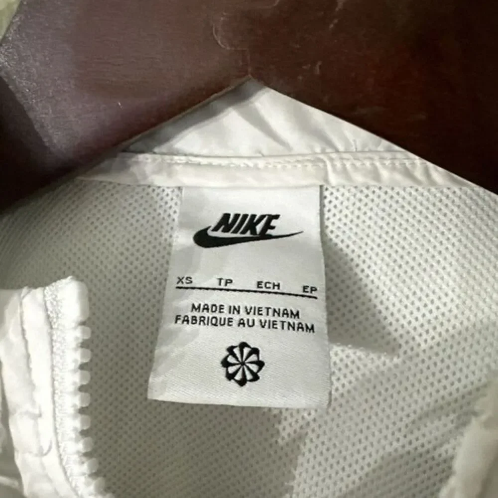 Nike good shape